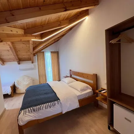 Bed & Breakfast Tringa - Mrizi I Zanave *