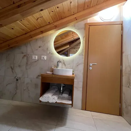 Tringa - Mrizi I Zanave فندق مبيت وإفطار Fishte