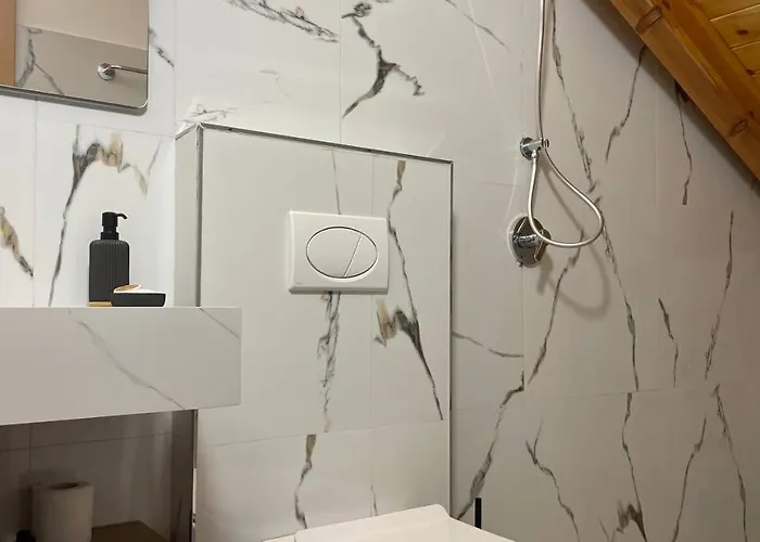 Tringa - Mrizi I Zanave 3* Fishte